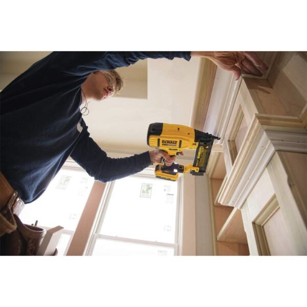 DEWALT 20V MAX Cordless Brad Nailer Review Uncovers Power Tool Performance and Precision DEWALT 20V MAX Cordless Brad Nailer Review Uncovers Power Tool Performance and Precision